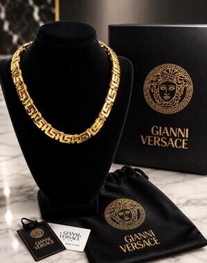 Vintage GIANNI VERSACE Medusa Head Greca Key Chain Necklace Gold Tone - MINT